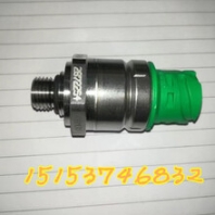 美版QSK19发电机5282841/4993343充电机{24V/70A}